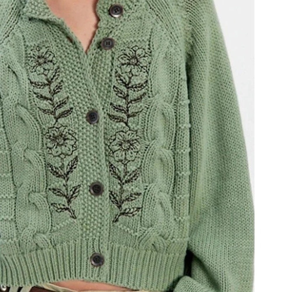 Free People On the Edge Green Cardigan Sweater w/ Floral Embroidery Large NWT - Picture 3 of 4